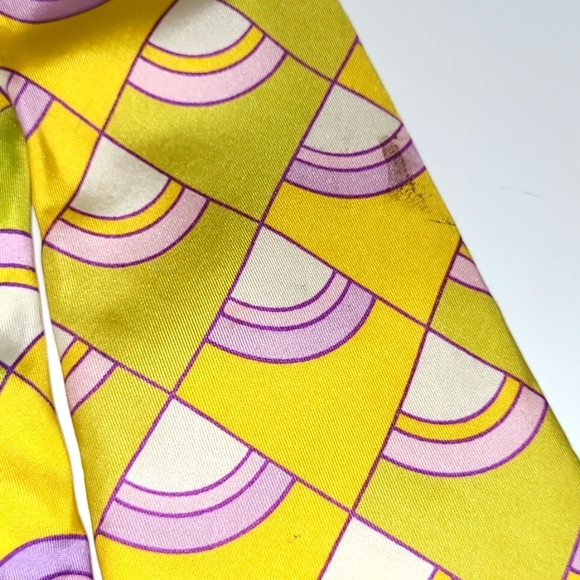 Peter Max Silk Tie Yellow Chartreuse Pink Geometric Shapes Vintage Rare Retro - Picture 6 of 10